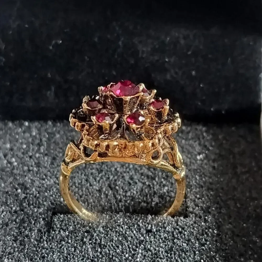 Unbranded Women's Burgundy Jewellery